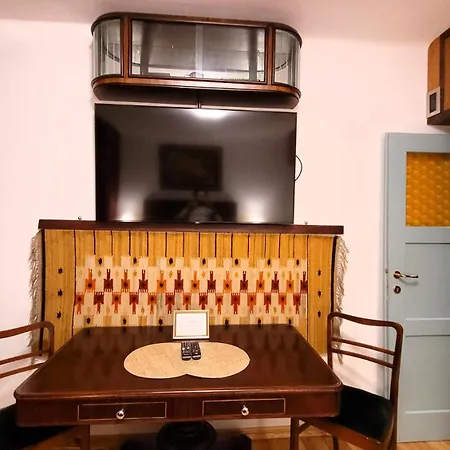 Balladyny7 Art Deco Swiatlowod 바르샤바